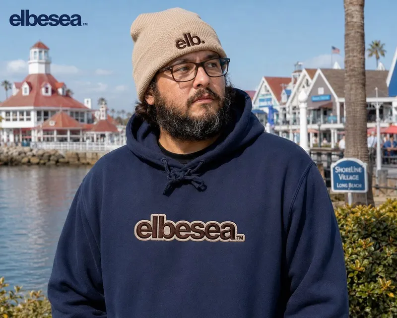elb. Logo Hoodie